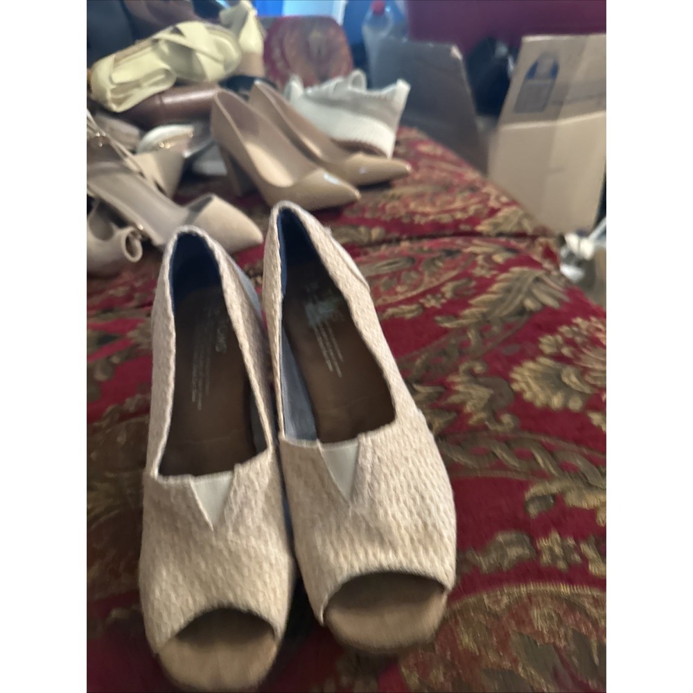 TOMS Natural Woven Triangle & Cork Classic Wedge, size 7 EUC